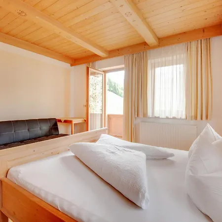 Lovely In Next To Forest Apartment Hainzenberg