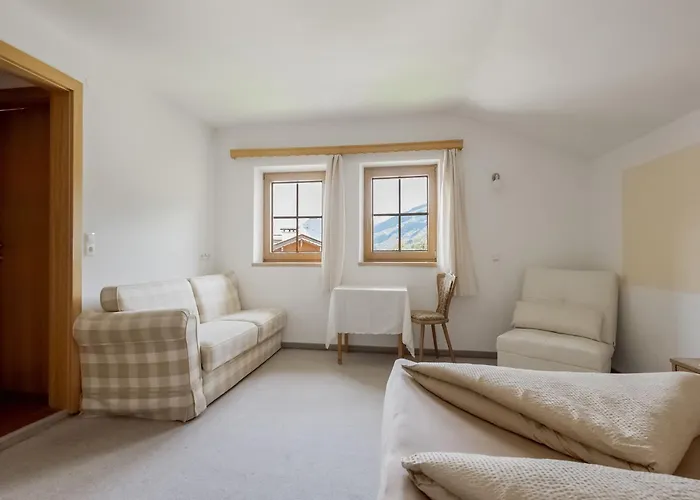 Lovely In Next To Forest * Hainzenberg