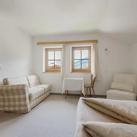 Lovely In Next To Forest * Hainzenberg